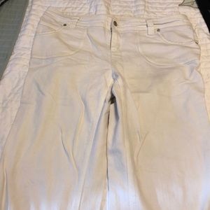 Off white Capri pants
